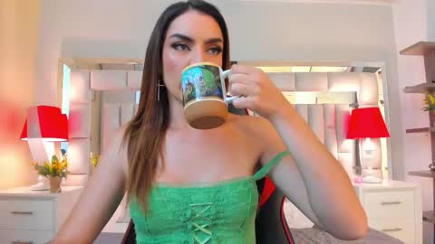 Snapshot of mariiahneedles chatting on 11-13-25, 09:58 mariiahneedles online show from 11-13-25, 09:58