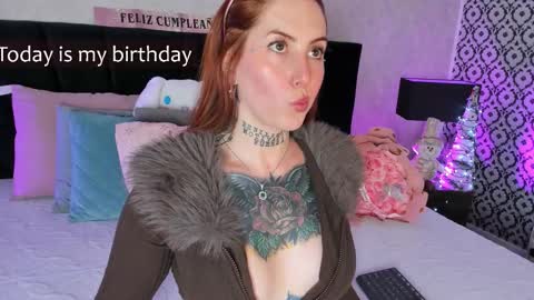 Mariana online show from 12-22-25, 06:16