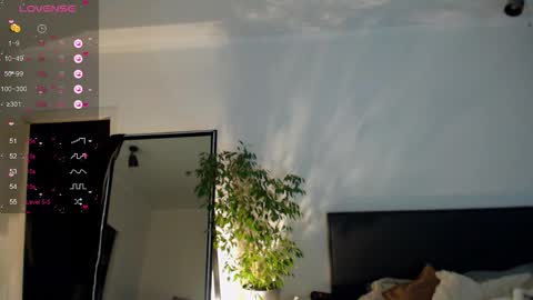 Snapshot of mariique chatting on 02-28-26, 04:52 Mari online show from 02-28-26, 04:52