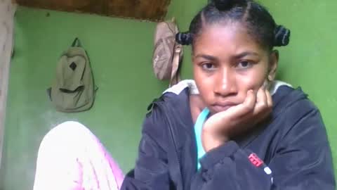 Snapshot of marina0506 chatting on 02-10-26, 05:55 marina0506 online show from 02-10-26, 05:55