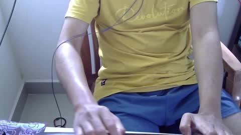 Snapshot of marinavine chatting on 12-29-24, 05:53 The SHY UncutBoy online show from 12-29-24, 05:53