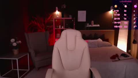 Marine  online show from 09-30-25, 02:11