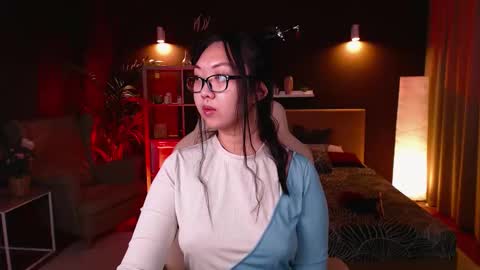 Marine  online show from 10-13-25, 02:06