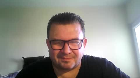 Snapshot of mariopolandsex chatting on 10-25-25, 09:06 Sexi Mario online show from 10-25-25, 09:06