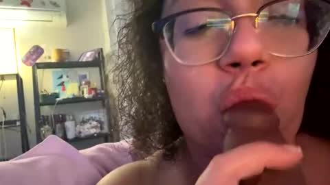 mariposa990 online show from 05-15-26, 03:13