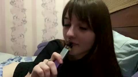 Snapshot of marisafiguroa chatting on 06-12-26, 04:50 Mari online show from 06-12-26, 04:50