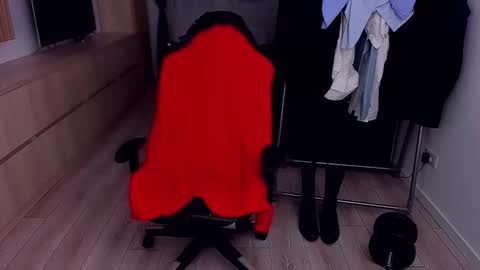 MarisMuscle online show from 04-21-26, 07:06