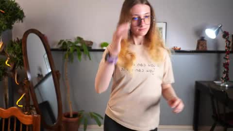 Kate online show from 05-09-26, 04:06