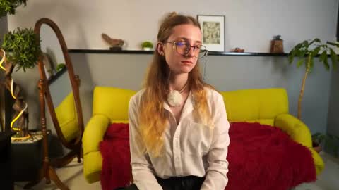 Kate online show from 05-14-26, 03:35