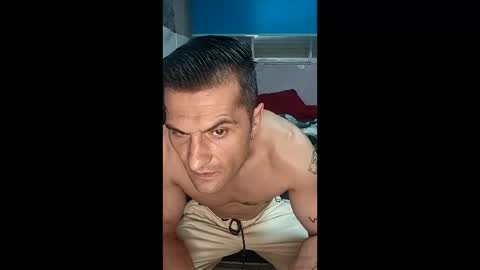 marius_23 online show from 04-12-26, 10:09