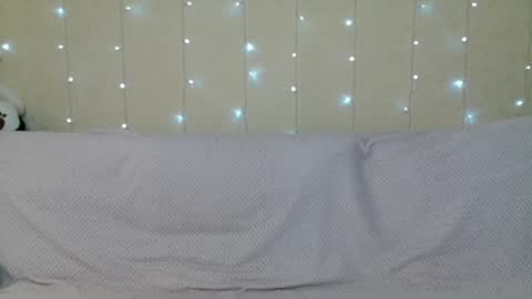 Snapshot of mariyapipi chatting on 01-15-25, 04:04 pipi online show from 01-15-25, 04:04