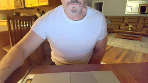 Mark online show from 03-10-25, 10:48