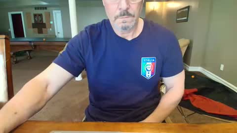 Mark online show from 03-11-25, 01:56