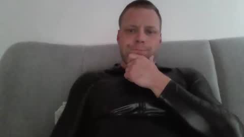 Snapshot of mark_88_chat chatting on 04-19-26, 07:29 Mark88 online show from 04-19-26, 07:29