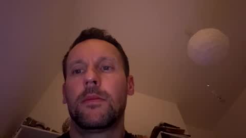 Snapshot of mark__39 chatting on 11-13-25, 04:50 Mark online show from 11-13-25, 04:50