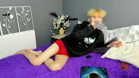 mark_brain online show from 04-23-26, 12:04