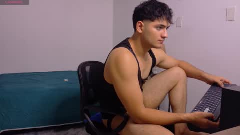 Snapshot of mark_miller7 chatting on 03-06-26, 03:03 Antonio banderas online show from 03-06-26, 03:03