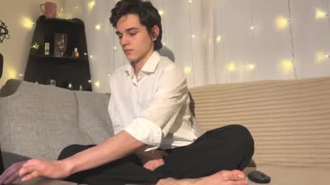 Mark online show from 12-04-25, 01:09