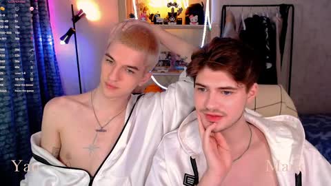 Snapshot of mark_sun chatting on 04-04-26, 03:42 Mark online show from 04-04-26, 03:42