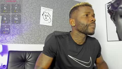 Mark online show from 04-08-26, 03:17