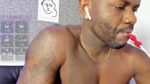 Mark online show from 04-25-26, 03:53