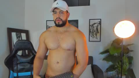 mark_x23 online show from 02-16-26, 01:35