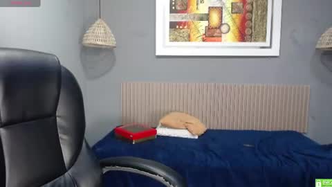 markbowie online show from 07-24-26, 07:45