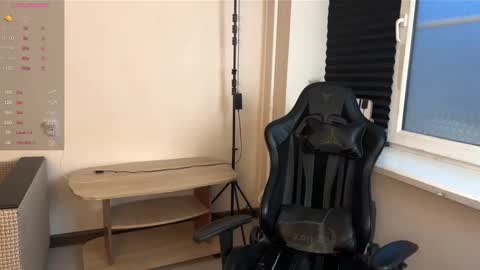 Mark online show from 02-18-26, 03:08