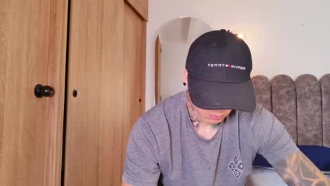 Sebastian online show from 12-14-25, 09:41