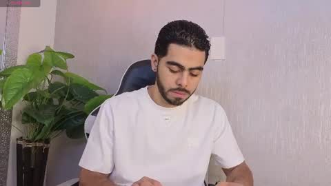 Snapshot of markoss_miles chatting on 07-21-26, 12:18 Markos online show from 07-21-26, 12:18