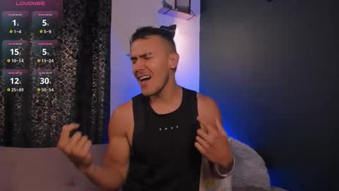 Snapshot of marksantozz chatting on 10-28-25, 02:59 Mark Santos online show from 10-28-25, 02:59