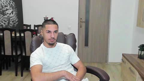 Snapshot of marktison chatting on 12-17-24, 04:56 Tison online show from 12-17-24, 04:56