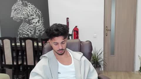 Snapshot of marktison chatting on 10-18-25, 08:59 Tison online show from 10-18-25, 08:59