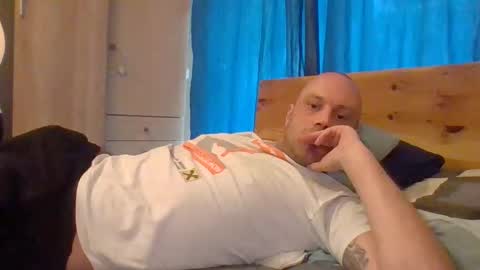 markus_7 online show from 09-29-25, 01:27