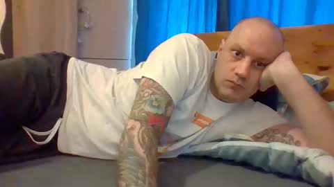 markus_7 online show from 02-25-26, 08:02