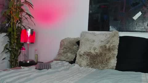 Snapshot of markus_latin chatting on 12-14-24, 03:15 Markus latin online show from 12-14-24, 03:15