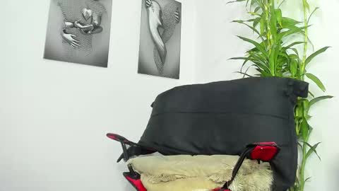 Snapshot of markus_latin chatting on 01-14-26, 06:46 Markus latin online show from 01-14-26, 06:46