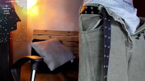 markuss___ online show from 12-19-25, 01:45