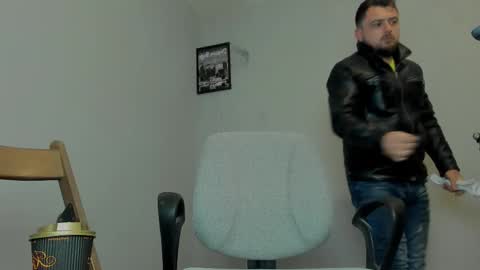 Snapshot of markwaynescr chatting on 11-30-25, 02:43 MARK online show from 11-30-25, 02:43