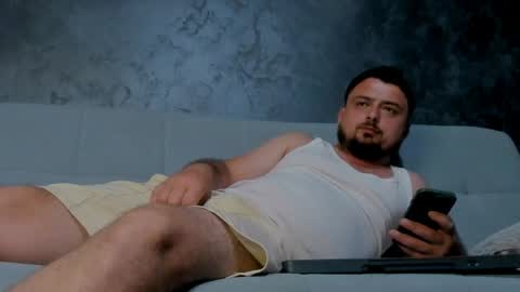 Snapshot of markwaynescr chatting on 06-07-26, 06:33 MARK online show from 06-07-26, 06:33