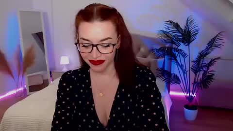 Snapshot of marladewis chatting on 03-25-26, 06:58 MarlaDewis online show from 03-25-26, 06:58