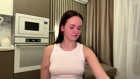 Maja online show from 10-15-25, 05:35