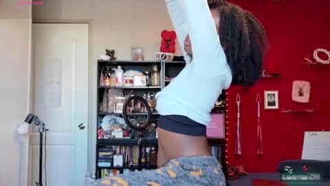 Snapshot of marleymadness9 chatting on 02-13-26, 04:47 MarleyAquafina online show from 02-13-26, 04:47