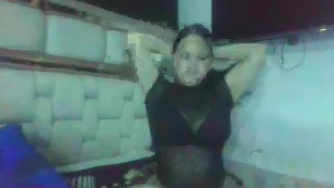 HONEY TRAP online show from 04-28-26, 03:44