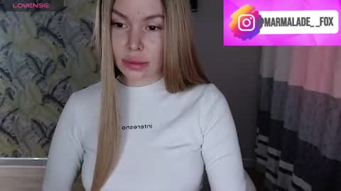 Snapshot of marmalade_fox chatting on 06-17-26, 06:16 Marmalade Fox online show from 06-17-26, 06:16