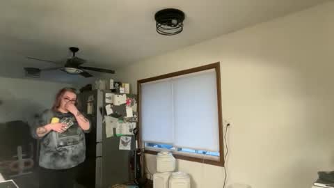 Snapshot of maroon_moon chatting on 11-15-25, 10:15 maroon_moon online show from 11-15-25, 10:15