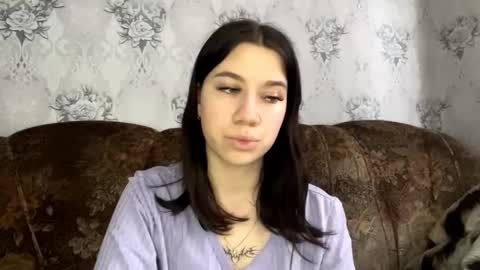 Giulia online show from 12-14-25, 09:03