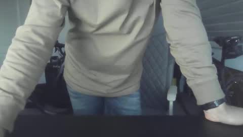 Snapshot of marriedcock1980 chatting on 12-20-24, 03:00 marriedcock1980 online show from 12-20-24, 03:00