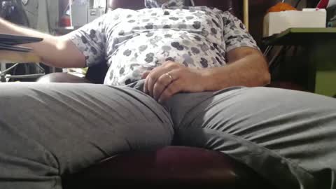 Snapshot of marrieddad19751975 chatting on 09-15-25, 02:11 only fans marrieddad19751975 online show from 09-15-25, 02:11