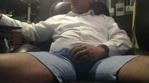 Snapshot of marrieddad19751975 chatting on 07-06-26, 02:19 only fans marrieddad19751975 online show from 07-06-26, 02:19